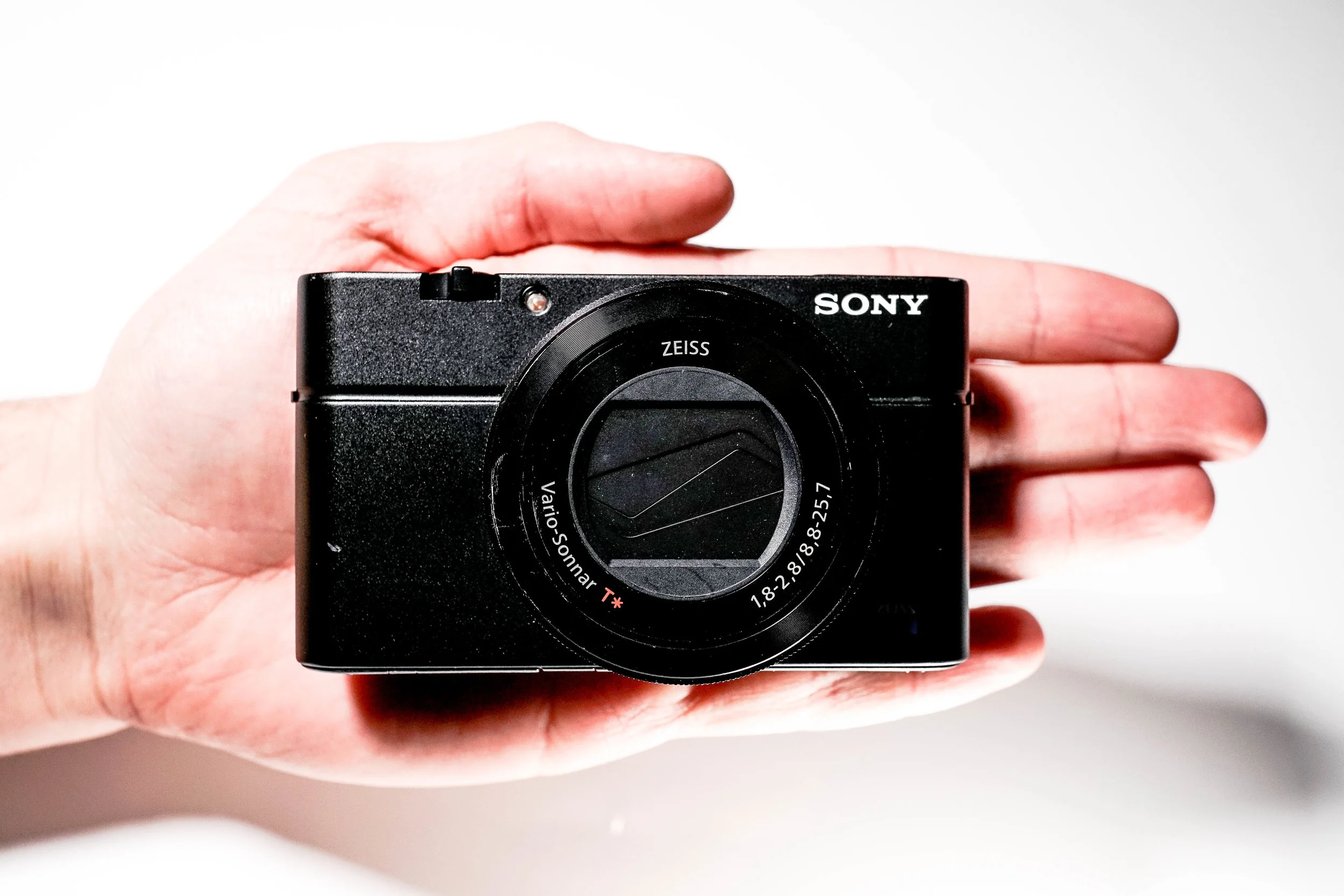 SONY RX100Ⅲ Amazon Canada: Sony Cyber-Shot DSC-RX100 III Digital Still Camera